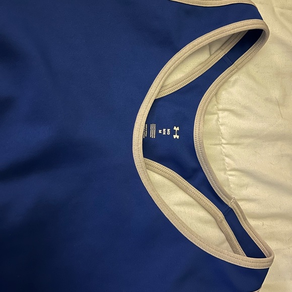 under amour sports bra - Picture 3 of 3